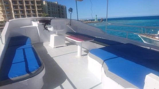 Relax boat